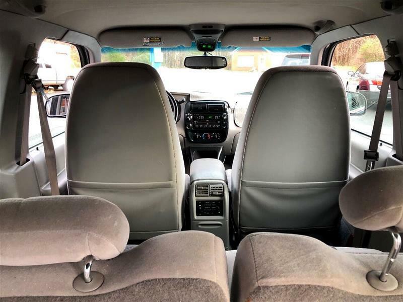 2000 Ford Explorer Image 28