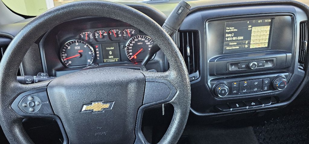 2018 Chevrolet Silverado 1500 Image 3