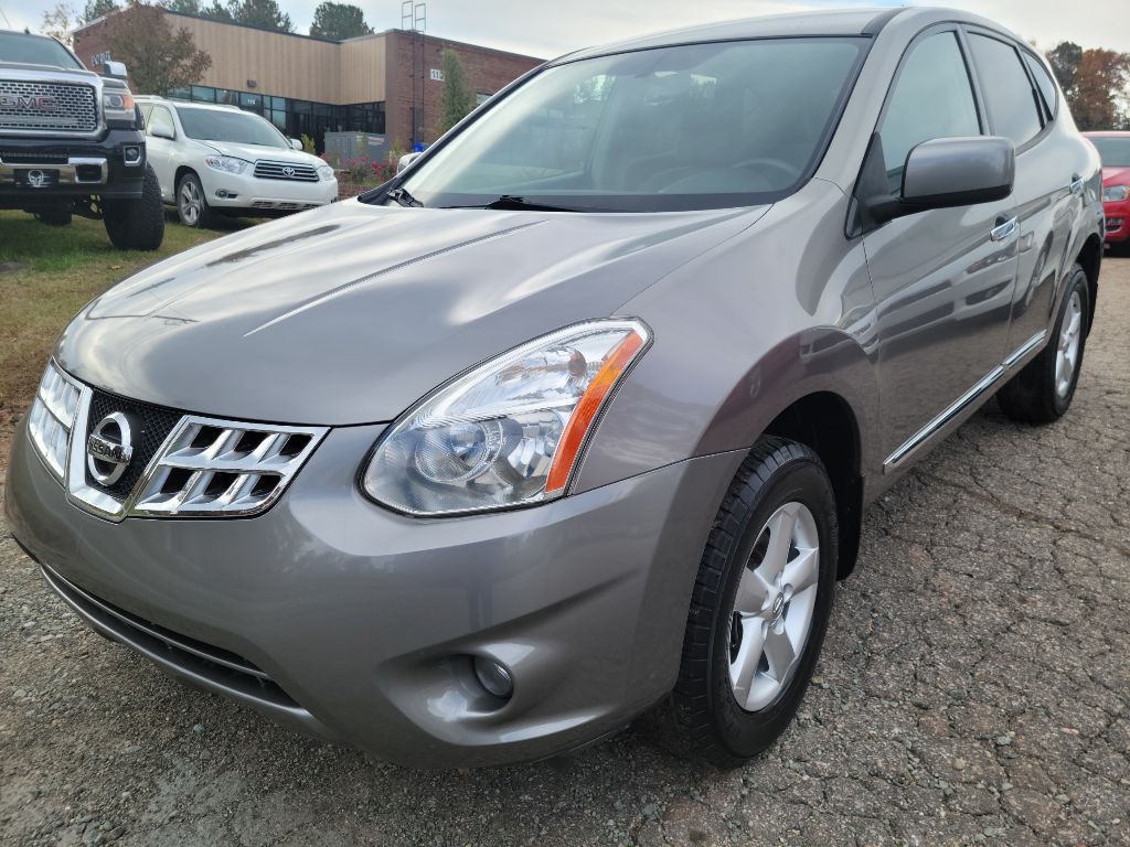 2013 Nissan Rogue Image 1