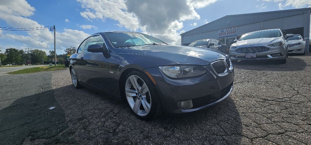 2008 BMW 3 Series Image 1