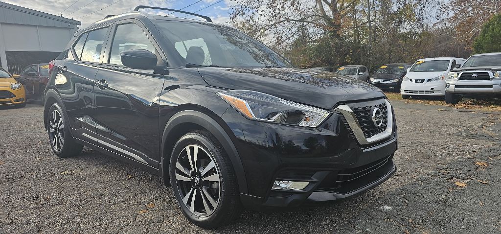 2018 Nissan Kicks Image 1