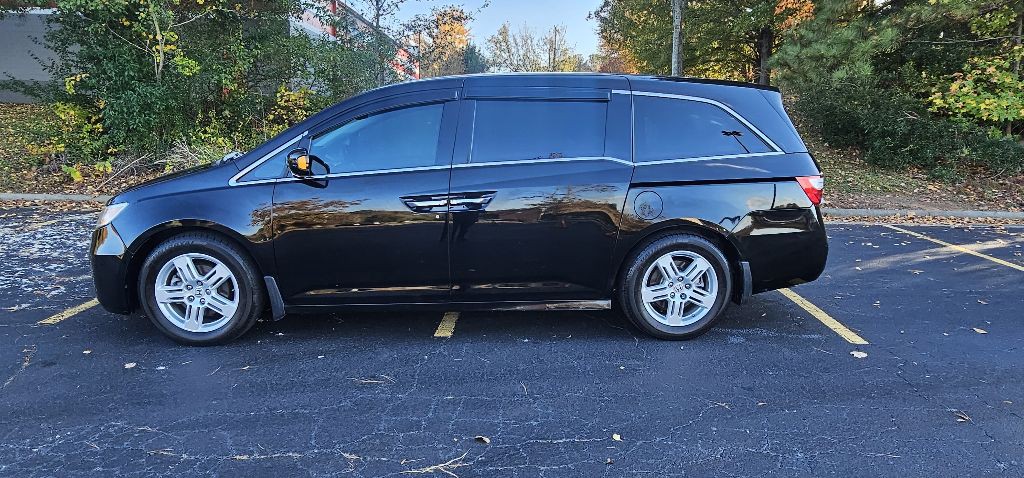 2012 Honda Odyssey Image 3