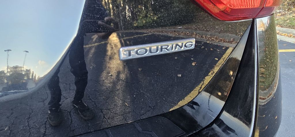 2012 Honda Odyssey Image 5