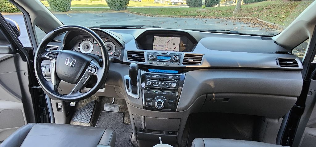 2012 Honda Odyssey Image 15