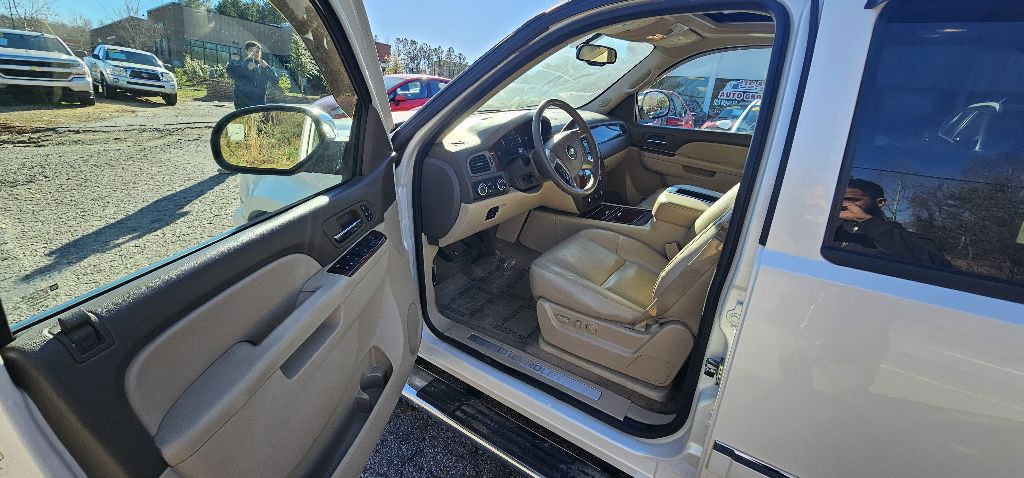 2013 Chevrolet Tahoe Image 10