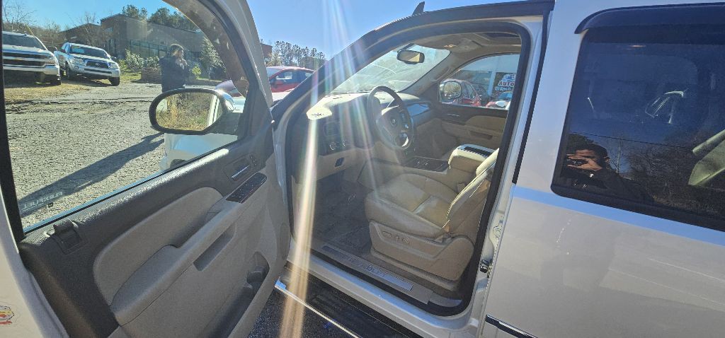 2013 Chevrolet Tahoe Image 11