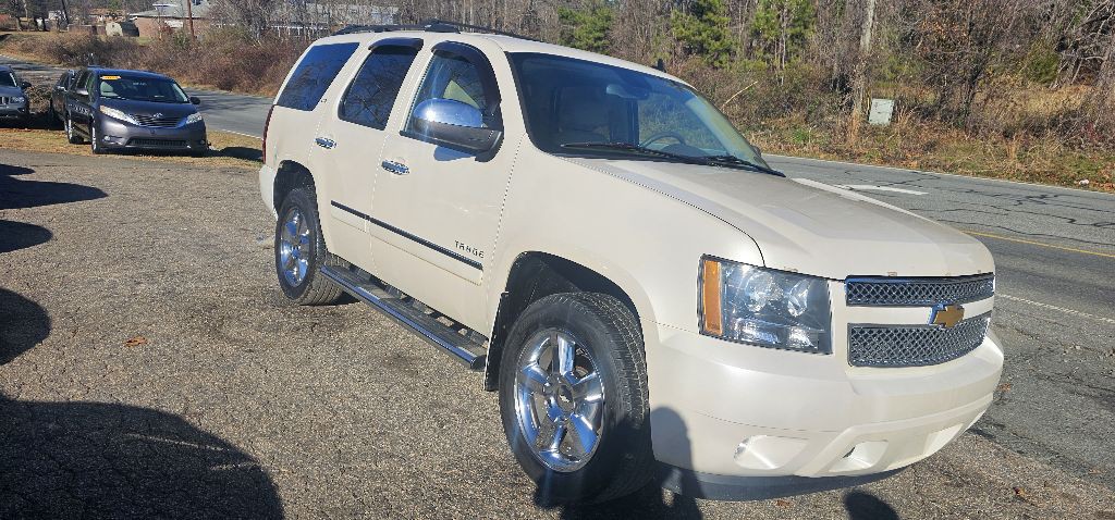 2013 Chevrolet Tahoe Image 17