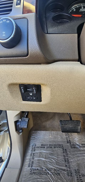 2013 Chevrolet Tahoe Image 23