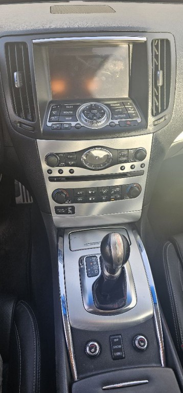 2014 INFINITI Q60 Image 9