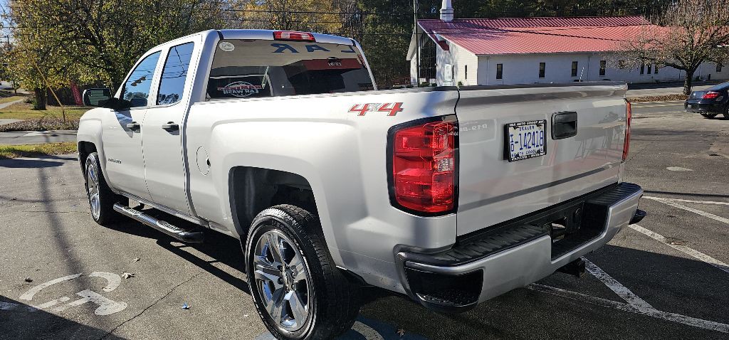 2018 Chevrolet Silverado 1500 Image 2