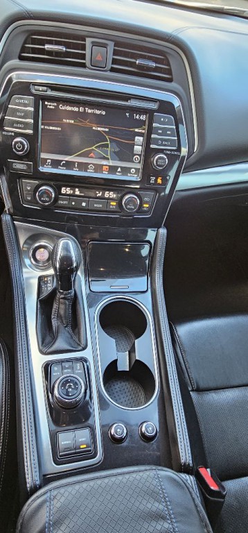2018 Nissan Maxima Image 14