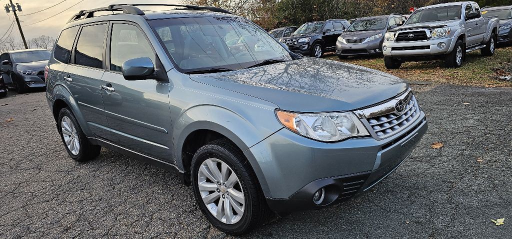 2011 Subaru Forester Image 1