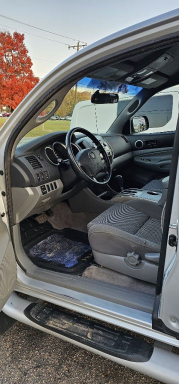 2006 Toyota Tacoma Image 13