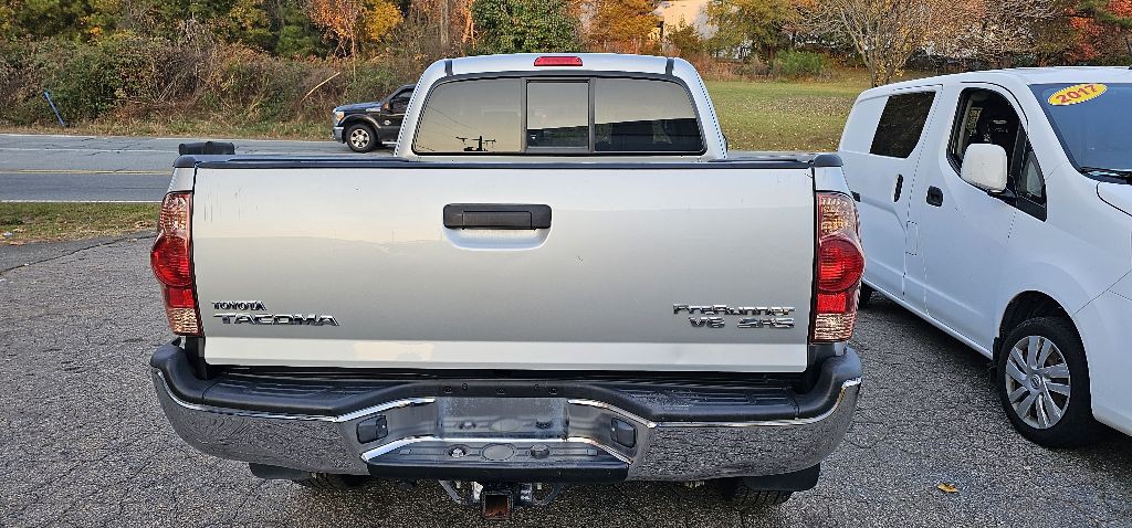 2006 Toyota Tacoma Image 15