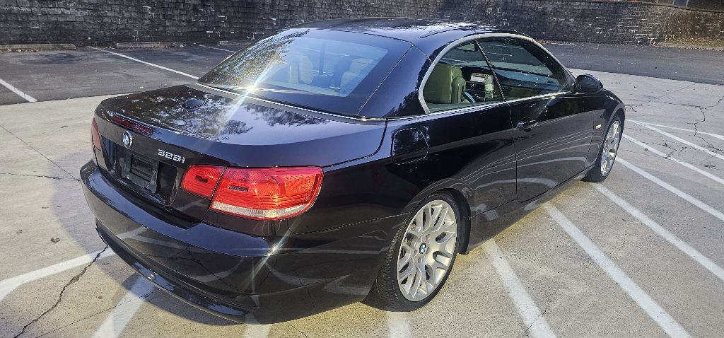 2008 BMW 3 Series Image 11