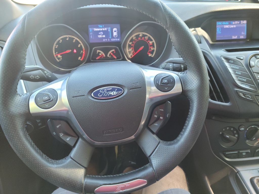 2013 Ford Focus Image 8