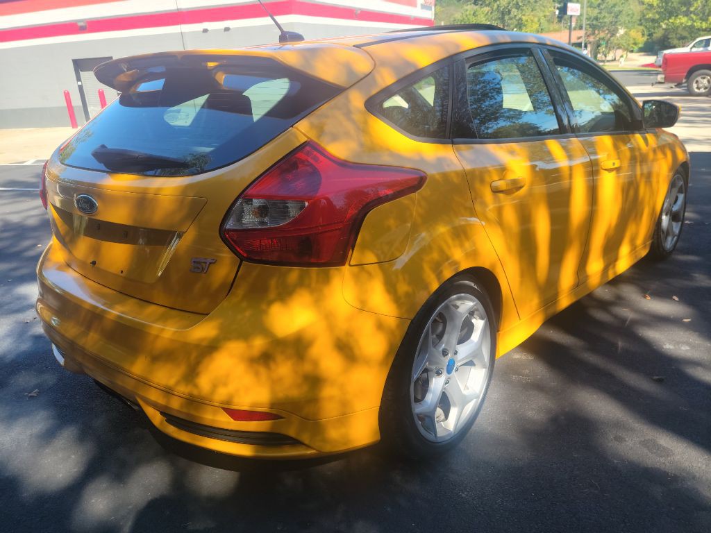 2013 Ford Focus Image 12