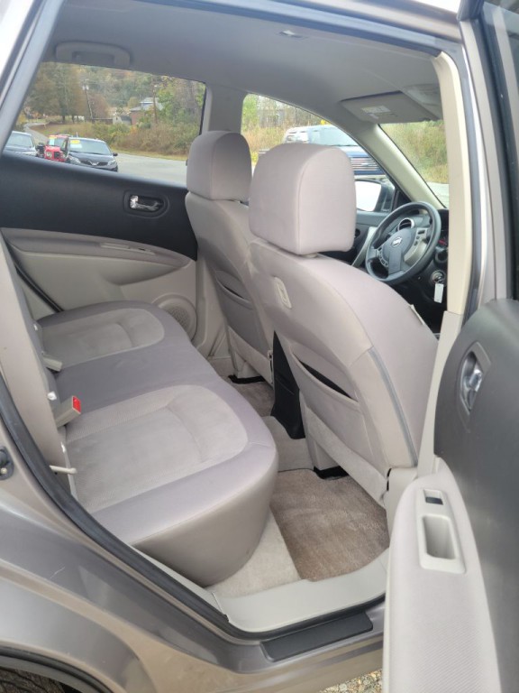 2013 Nissan Rogue Image 11