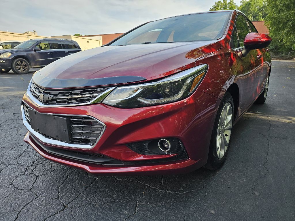 2019 Chevrolet Cruze Image 1