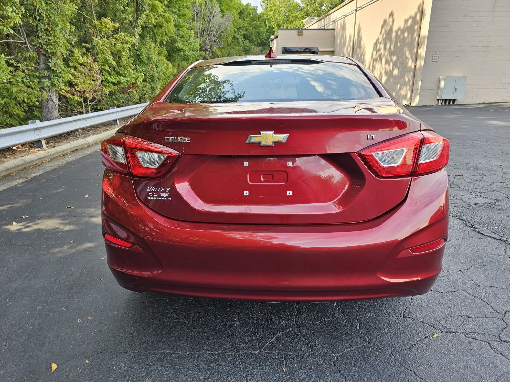 2019 Chevrolet Cruze Image 3