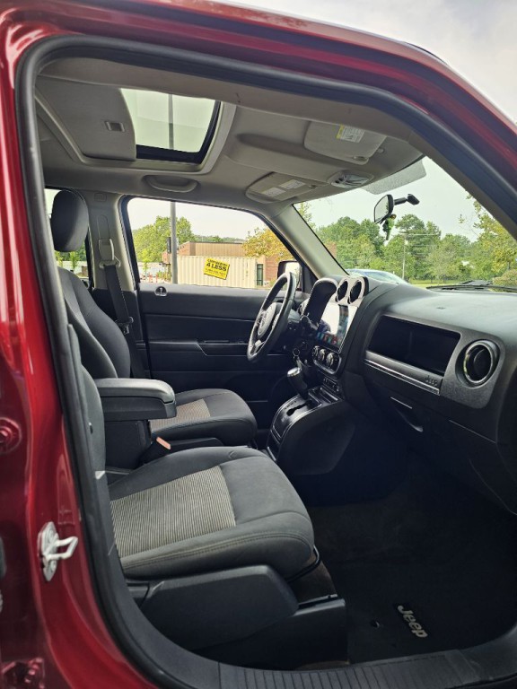 2015 Jeep Patriot Image 12