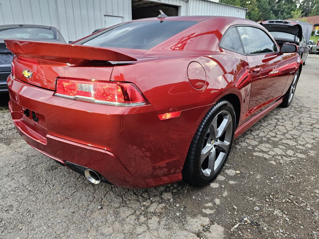 2015 Chevrolet Camaro Image 2