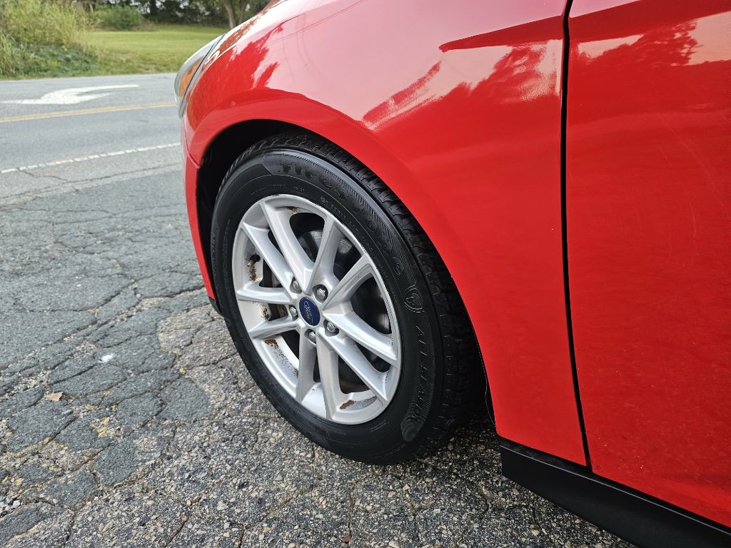 2016 Ford Focus Image 3