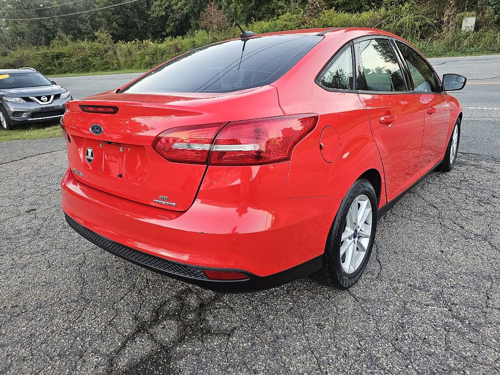 2016 Ford Focus Image 13