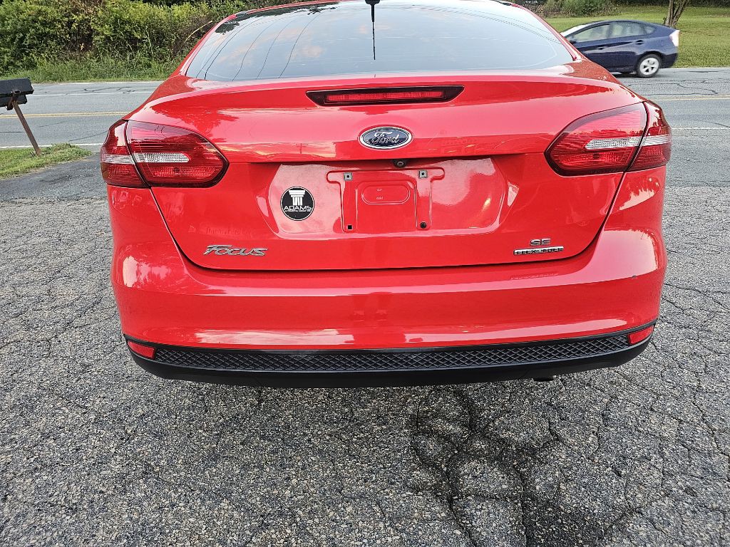 2016 Ford Focus Image 14