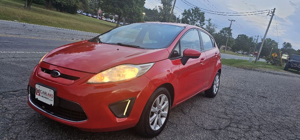 2012 Ford Fiesta Image 9