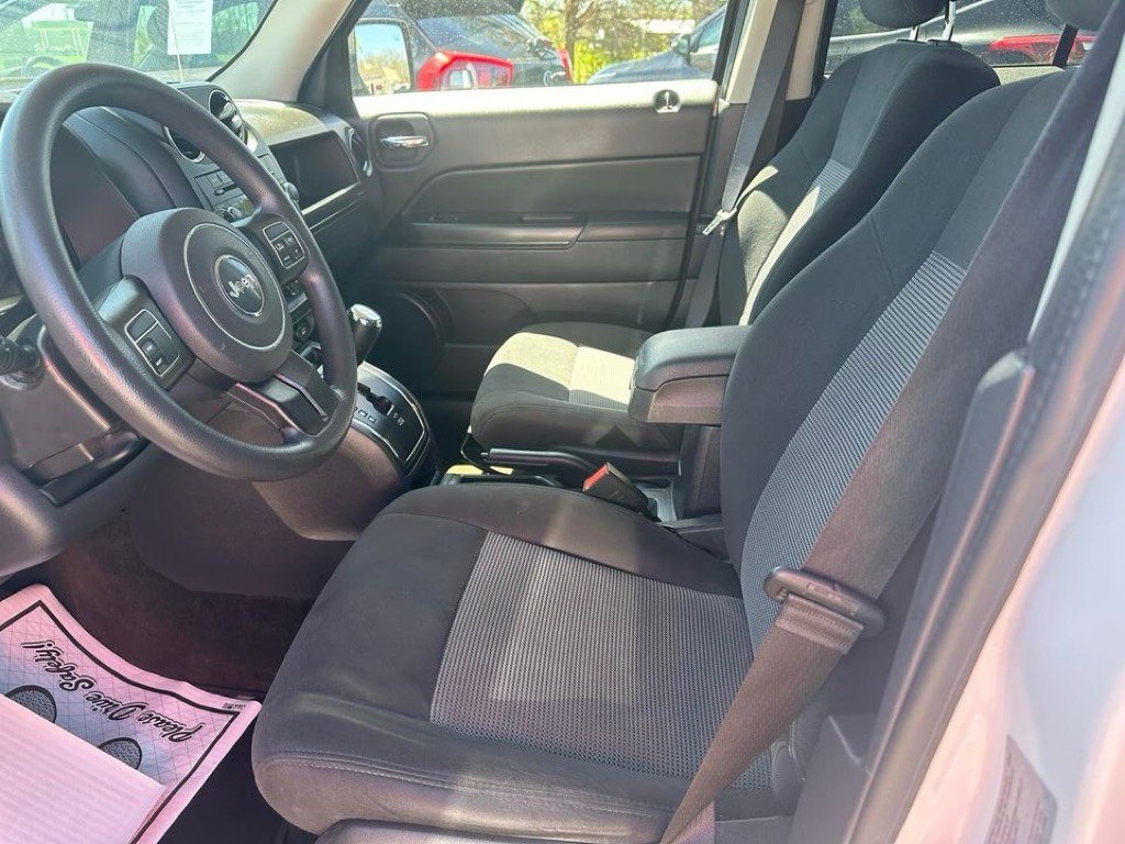 2017 Jeep Patriot Image 4