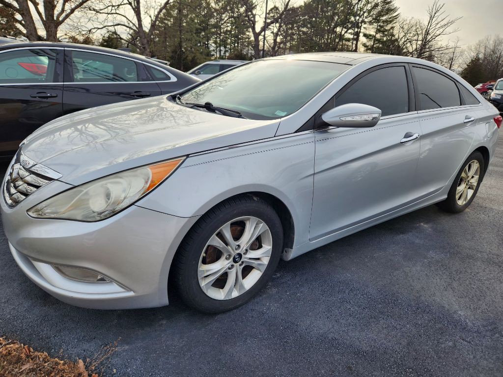 2012 Hyundai Sonata Image 3