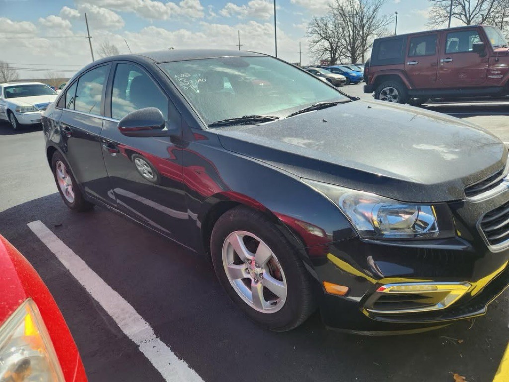 2015 Chevrolet Cruze Image 3