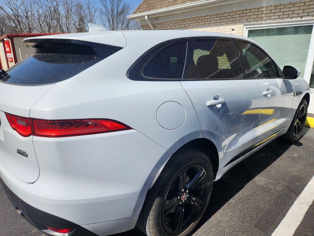 2018 Jaguar F-PACE Image 4