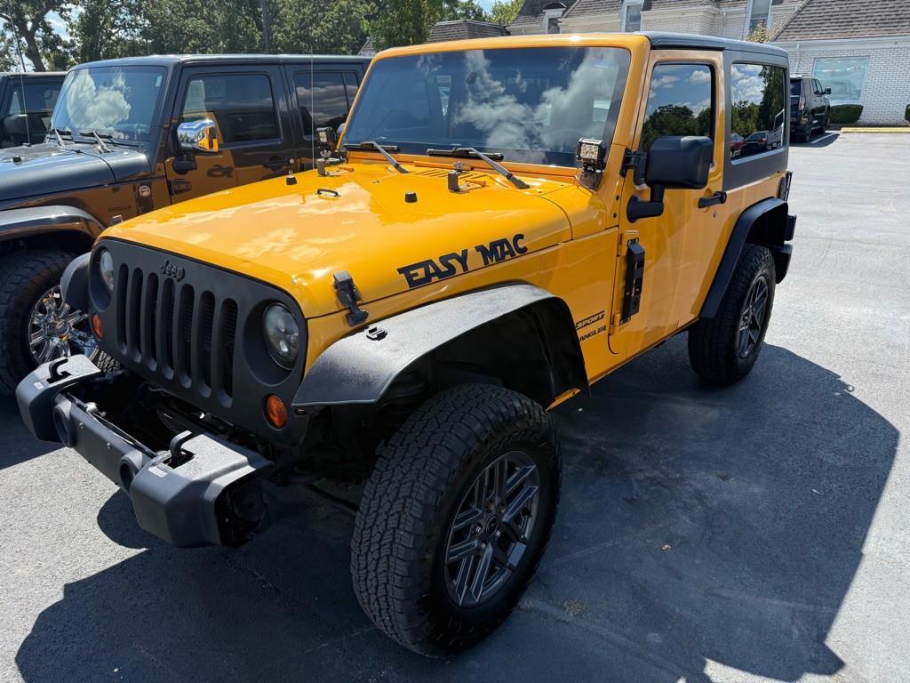 2012 Jeep Wrangler Image 10