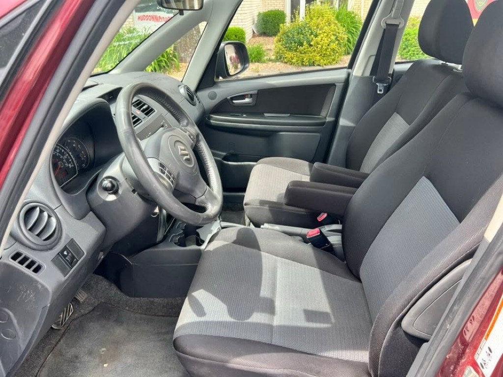 2009 Suzuki SX4 Image 5