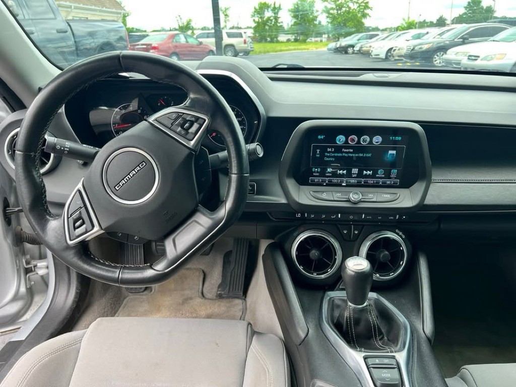 2016 Chevrolet Camaro Image 7