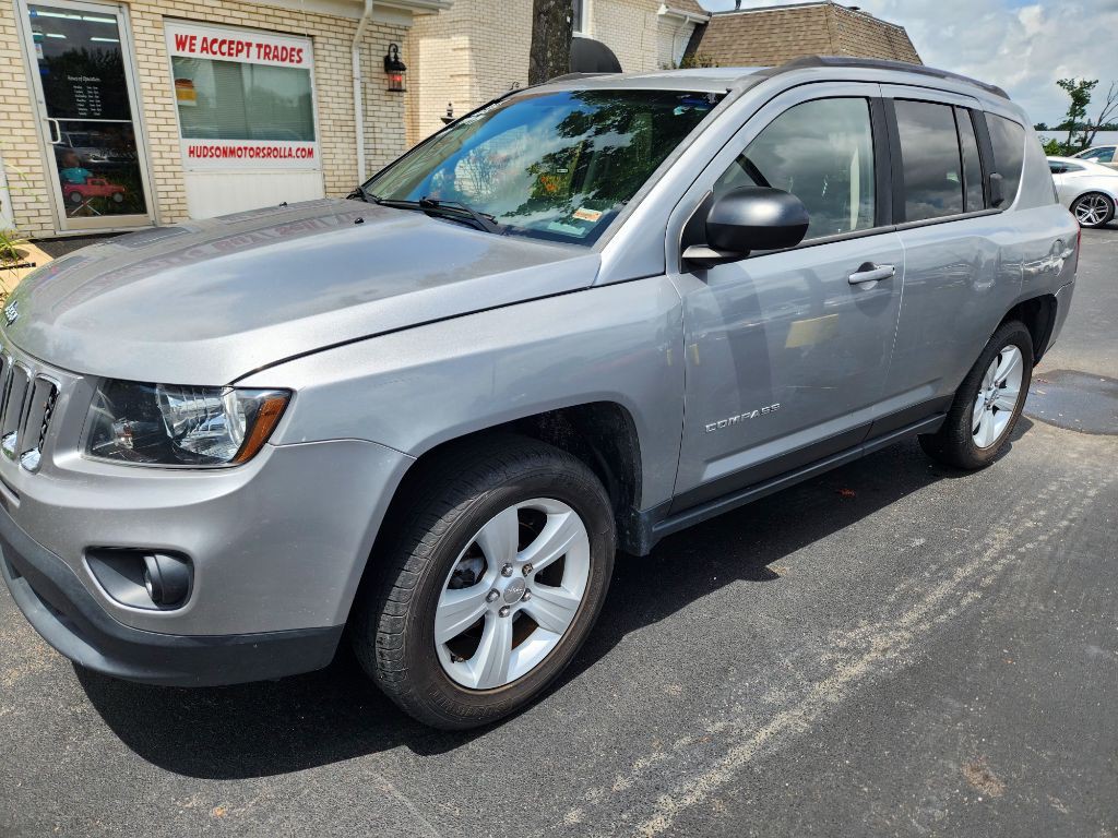2015 Jeep Compass Image 1