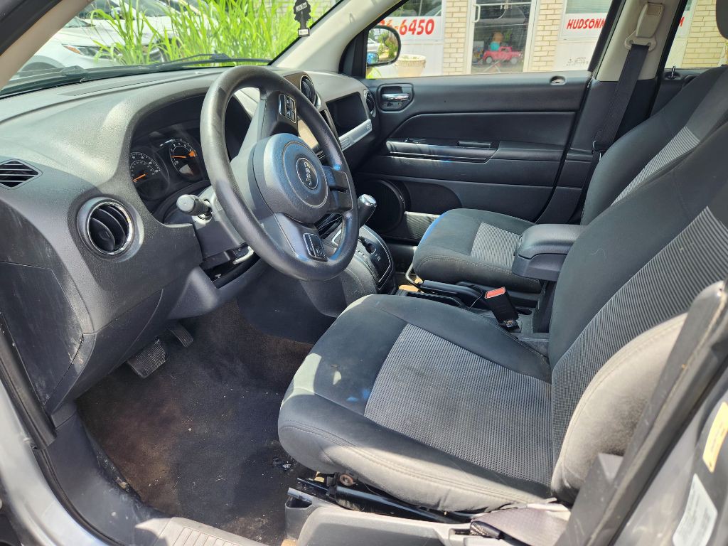 2015 Jeep Compass Image 6