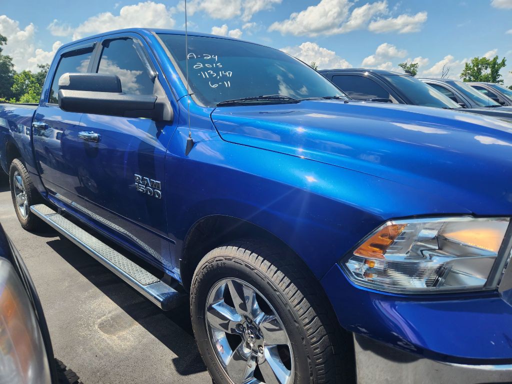 2015 RAM 1500 Image 3