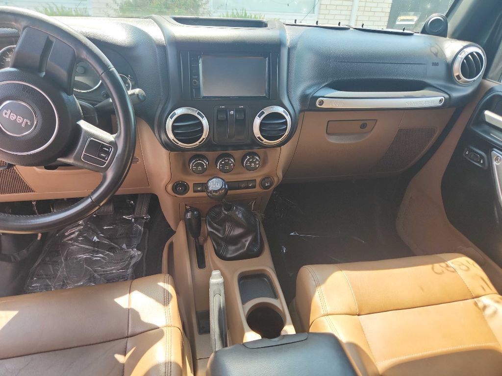2011 Jeep Wrangler Image 7