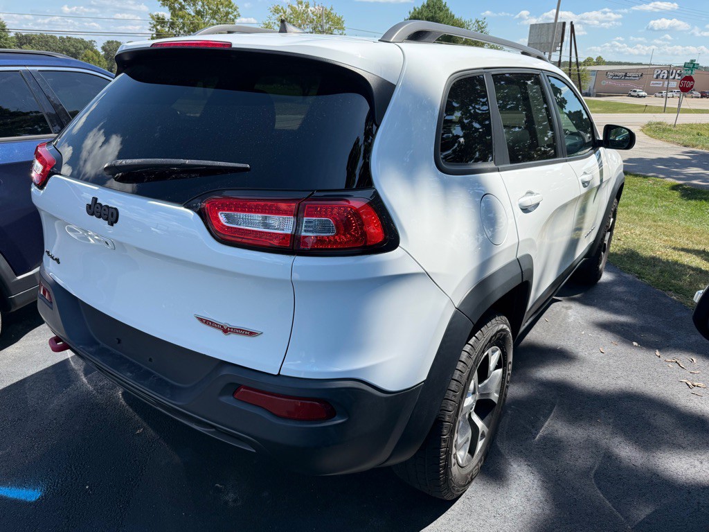 2016 Jeep Cherokee Image 4