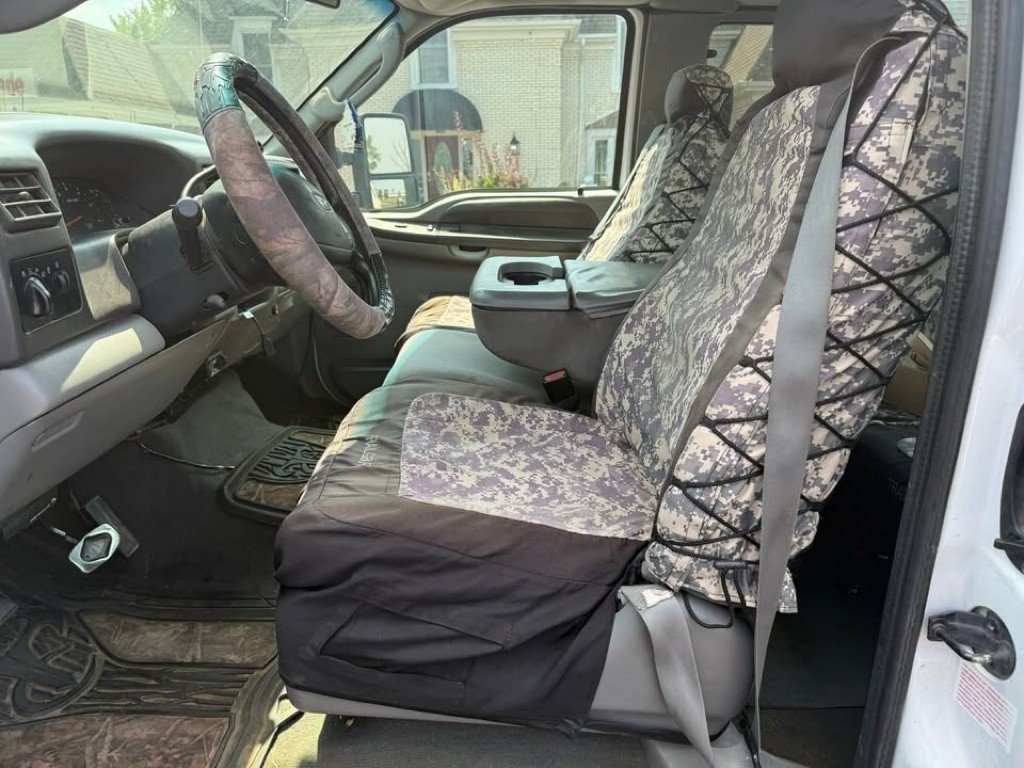 2004 Ford F-250 Image 8