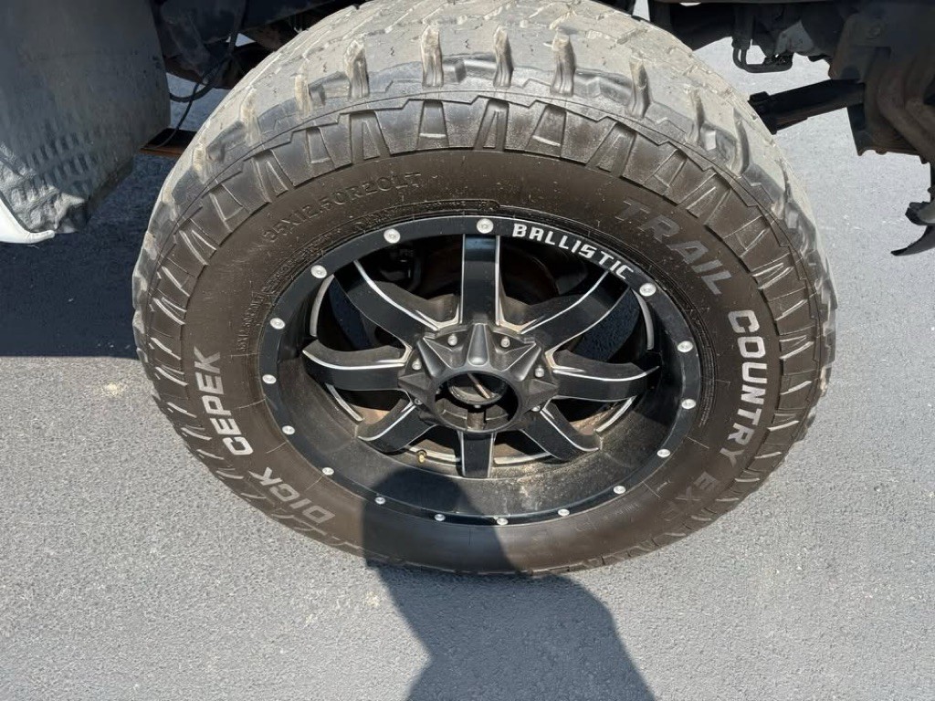 2004 Ford F-250 Image 10