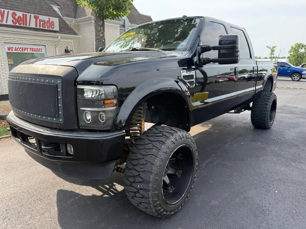 2010 Ford F-250 Image 2