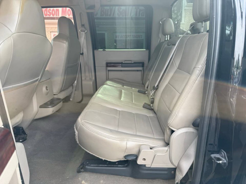 2010 Ford F-250 Image 6