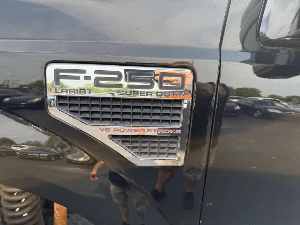 2010 Ford F-250 Image 7