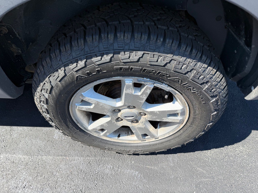 2006 Ford Explorer Image 9