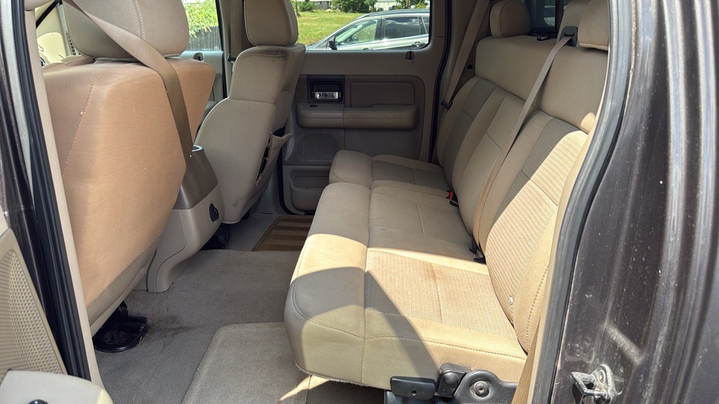 2005 Ford F-150 Image 7