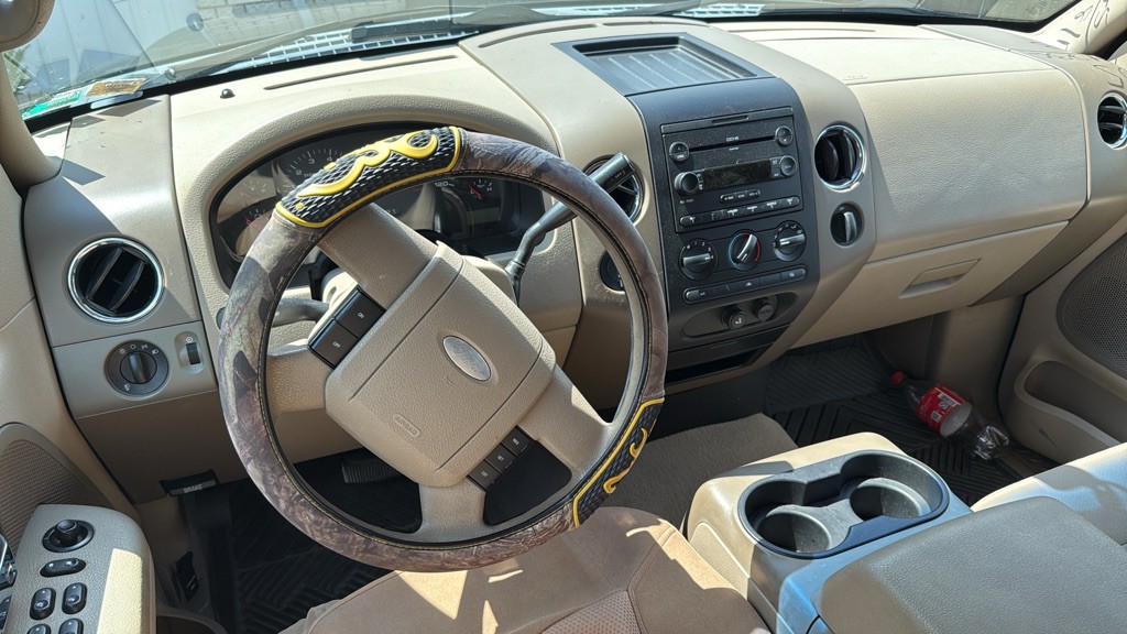 2005 Ford F-150 Image 8